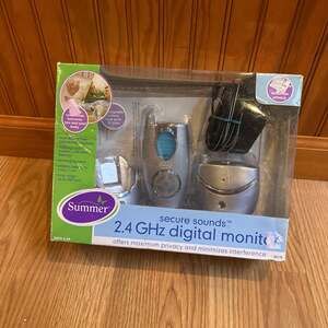 SUMMER 2.4 GHz DIGITAL BABY MONITOR PRIVATE CONNECTION SECURE SOUNDS